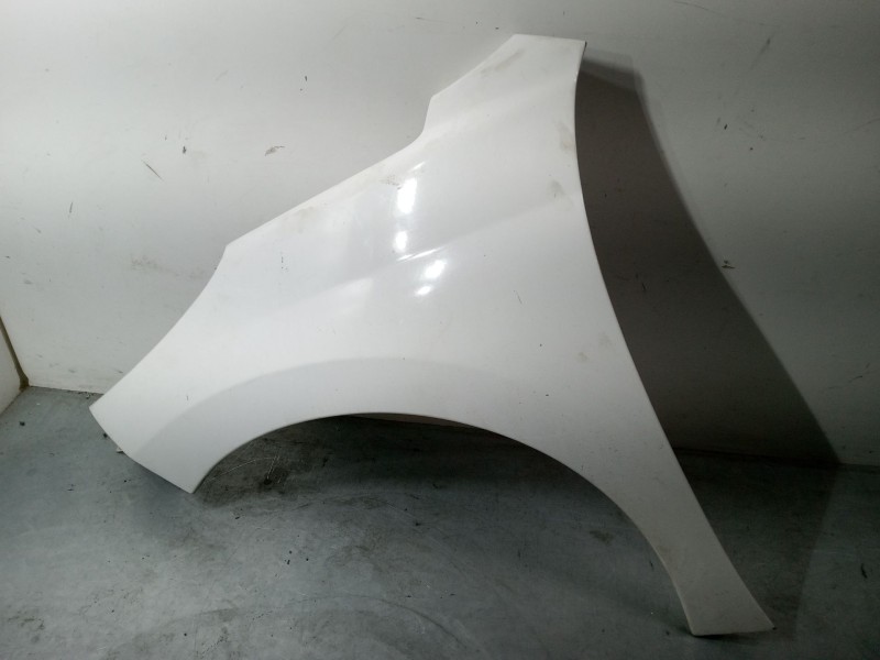 Recambio de aleta delantera izquierda para peugeot 207/207+ (wa_, wc_) 1.4 16v referencia OEM IAM 7840R9  