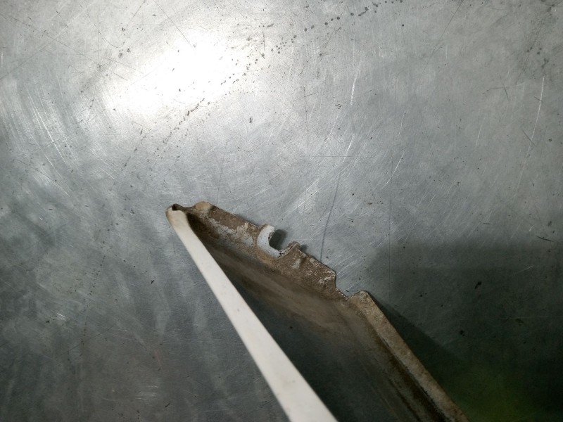 Recambio de aleta delantera derecha para peugeot 207/207+ (wa_, wc_) 1.4 16v referencia OEM IAM 7841V0  