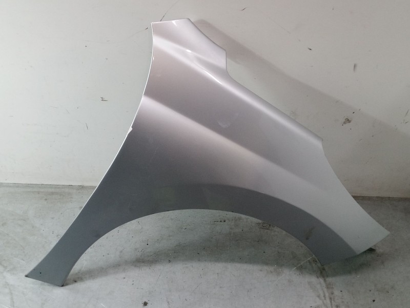 Recambio de aleta delantera derecha para peugeot 207/207+ (wa_, wc_) 1.4 16v referencia OEM IAM   