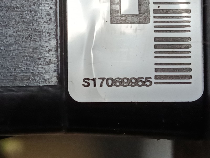Recambio de cinturon seguridad delantero izquierdo para bmw 3 (e90) 320 d referencia OEM IAM S27069955  