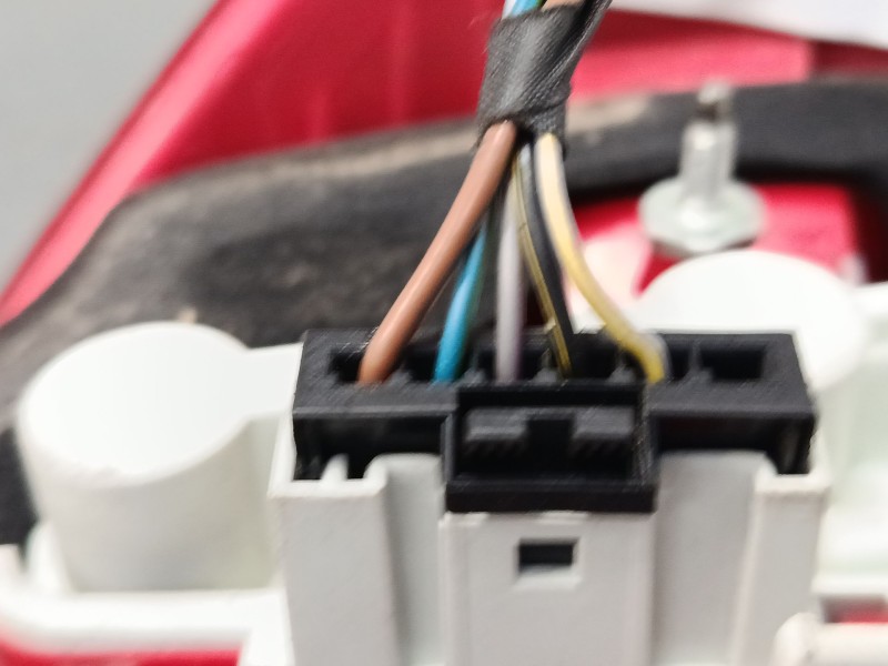 Recambio de piloto trasero izquierdo para bmw 3 (e90) 320 d referencia OEM IAM 63216937457  