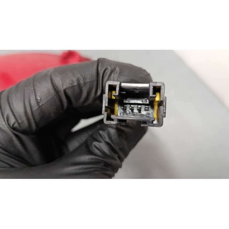 Recambio de piloto trasero porton derecho para peugeot 307 cc (3b) 2.0 16v referencia OEM IAM 96413006JE  