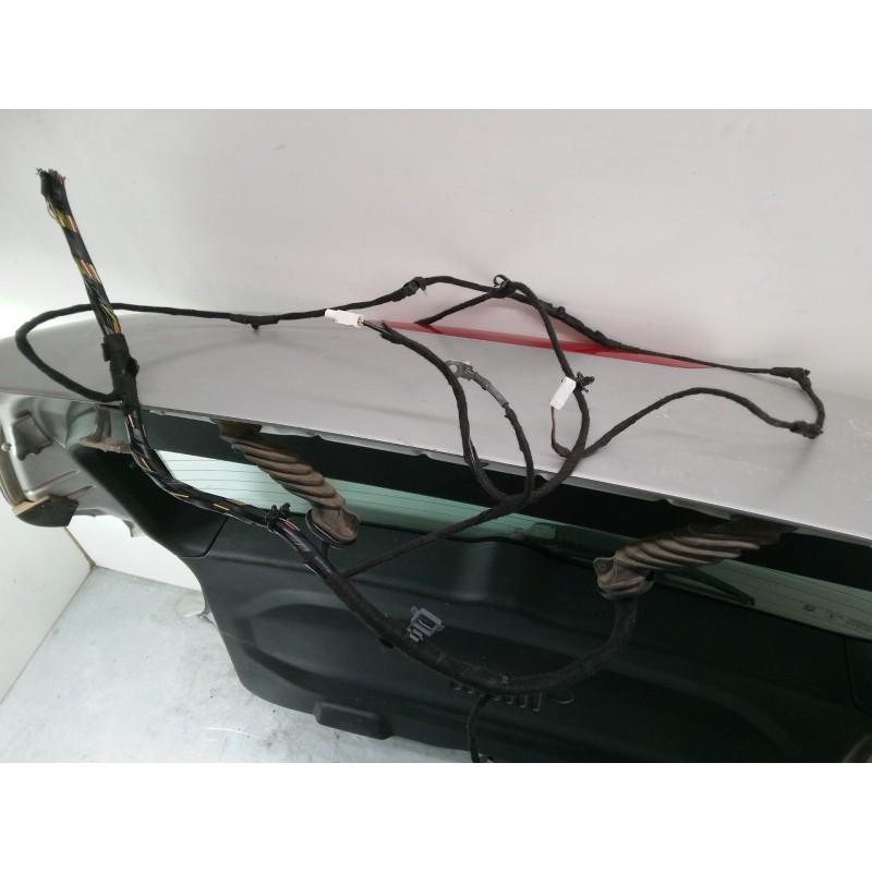 Recambio de porton trasero para jeep renegade suv (bu, b1, bv) 1.6 crd referencia OEM IAM 51949867  