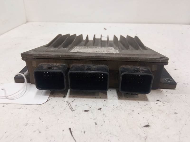 Recambio de centralita motor uce para renault kangoo (kc0/1_) 1.5 dci (kc07) referencia OEM IAM 8200394698  