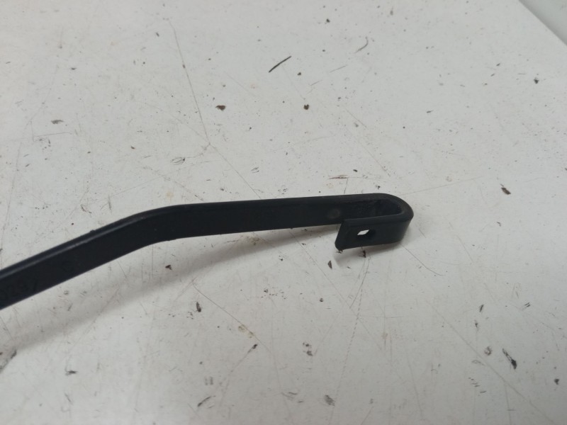 Recambio de brazo limpia trasero para renault kangoo (kc0/1_) 1.5 dci (kc07) referencia OEM IAM   