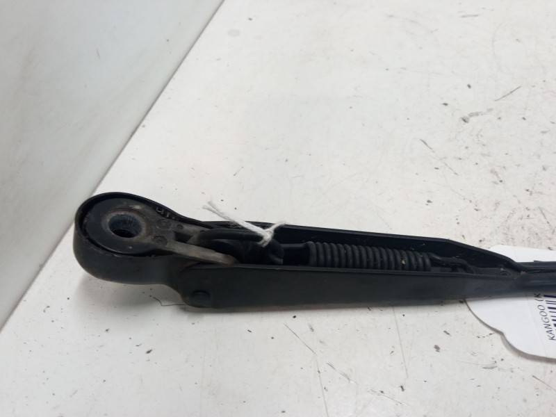 Recambio de brazo limpia delantero derecho para renault kangoo (kc0/1_) 1.5 dci (kc07) referencia OEM IAM   