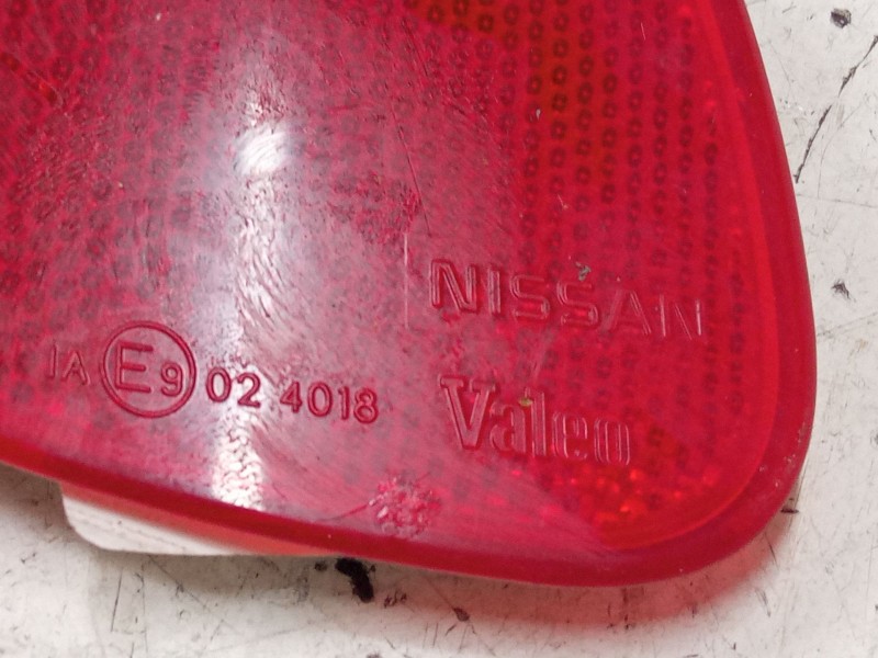 Recambio de catadioptrico trasero izquierdo para nissan almera tino (v10) 2.2 dci referencia OEM IAM 46680201  