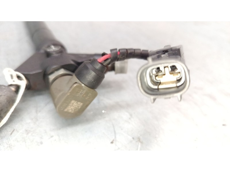 Recambio de inyector para lexus is ii (_e2_) 220d (ale20) referencia OEM IAM 2367026011  