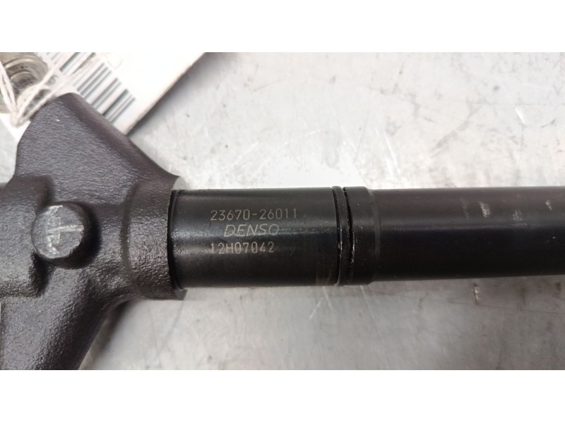 Recambio de inyector para lexus is ii (_e2_) 220d (ale20) referencia OEM IAM 2367026011  