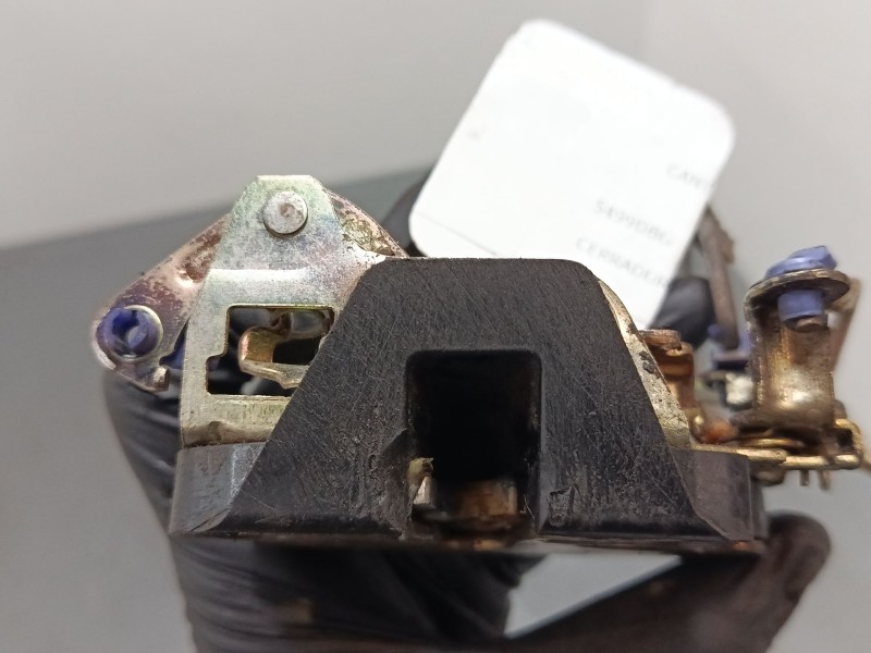 Recambio de cerradura puerta delantera izquierda para mitsubishi canter ( camion caja abierta) referencia OEM IAM   