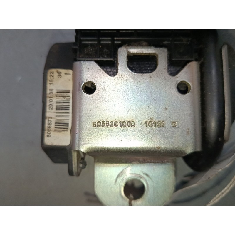 Recambio de cinturon seguridad delantero izquierdo para seat ibiza iii (6l1) 1.4 tdi referencia OEM IAM 6L3857705L 6066673 