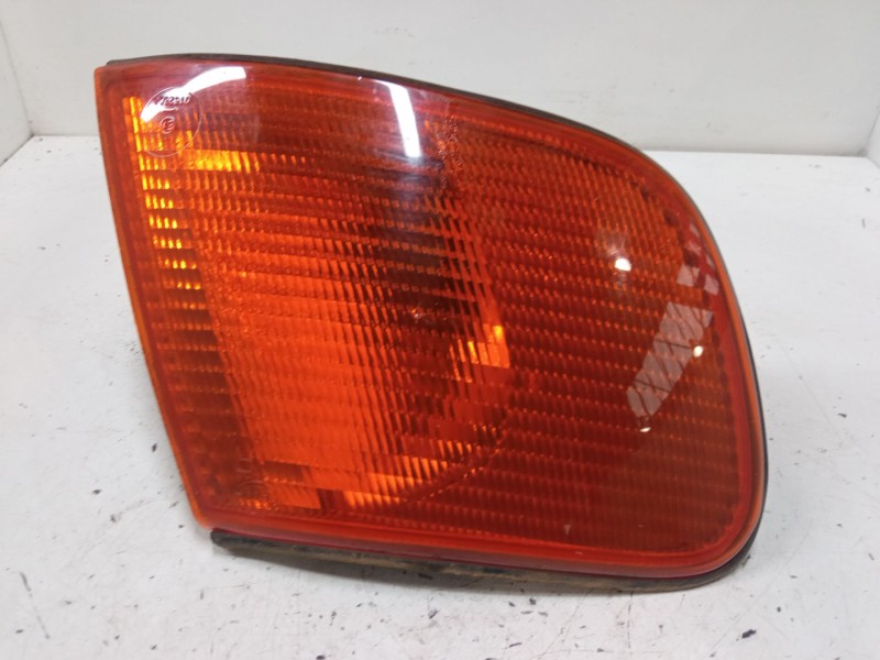 Recambio de intermitente delantero derecho para audi 100 c4 sedán (4a2) 2.3 e referencia OEM IAM   