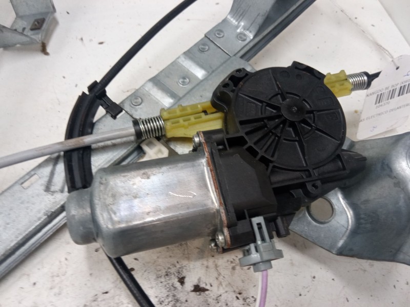 Recambio de elevalunas electrico delantero derecho para renault kangoo be bop (kw0/1_) 1.5 dci 75 referencia OEM IAM 402086a  
