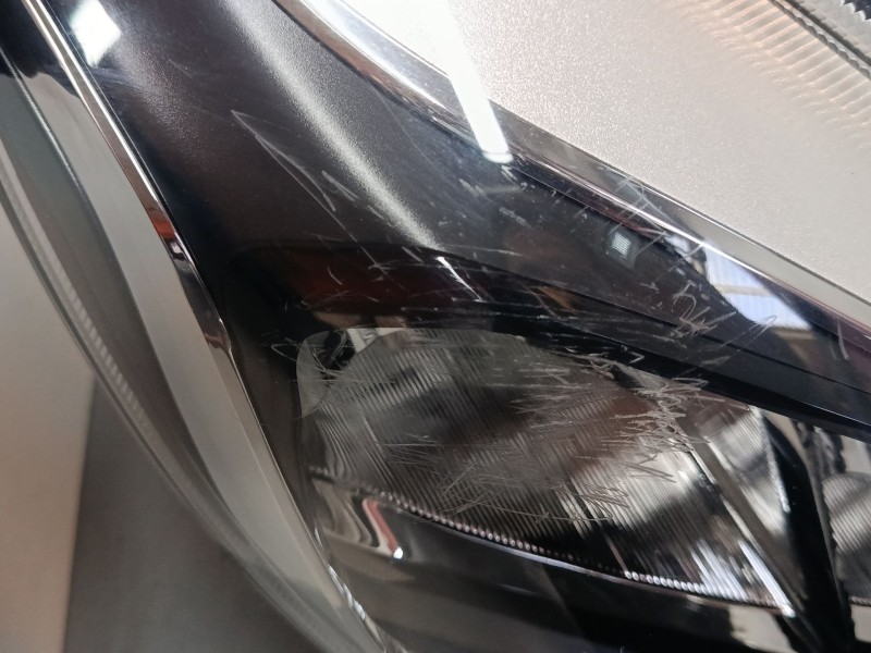 Recambio de faro derecho para ford fiesta vii (hj, hf) 1.0 ecoboost referencia OEM IAM H1BB13W029AE  