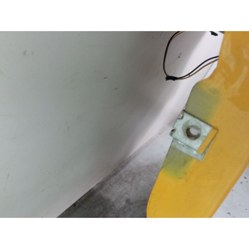 Recambio de aleta delantera derecha para renault trafic ii furgoneta (fl) 1.9 dci 100 (fl0c) referencia OEM IAM 7782524467  