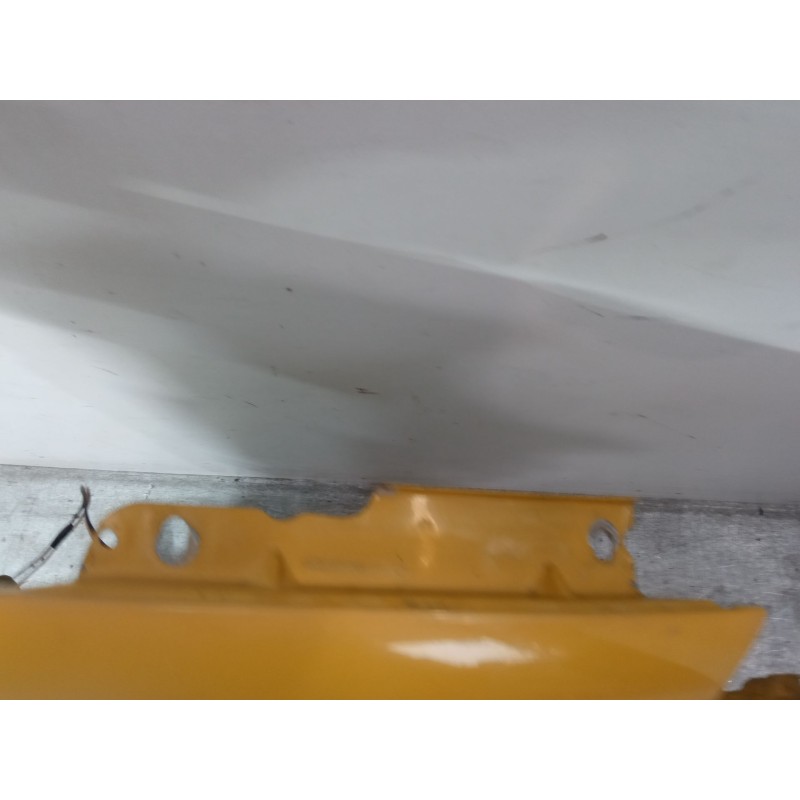 Recambio de aleta delantera derecha para renault trafic ii furgoneta (fl) 1.9 dci 100 (fl0c) referencia OEM IAM 7782524467  