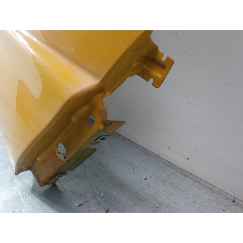 Recambio de aleta delantera derecha para renault trafic ii furgoneta (fl) 1.9 dci 100 (fl0c) referencia OEM IAM 7782524467  