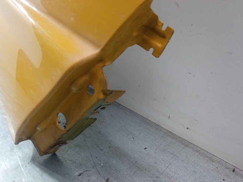 Recambio de aleta delantera derecha para renault trafic ii furgoneta (fl) 1.9 dci 100 (fl0c) referencia OEM IAM 7782524467  