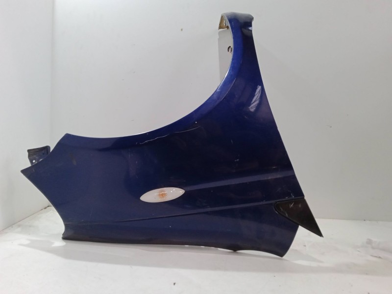 Recambio de aleta delantera derecha para toyota yaris (_p1_) 1.3 (ncp10_, scp12_) referencia OEM IAM   