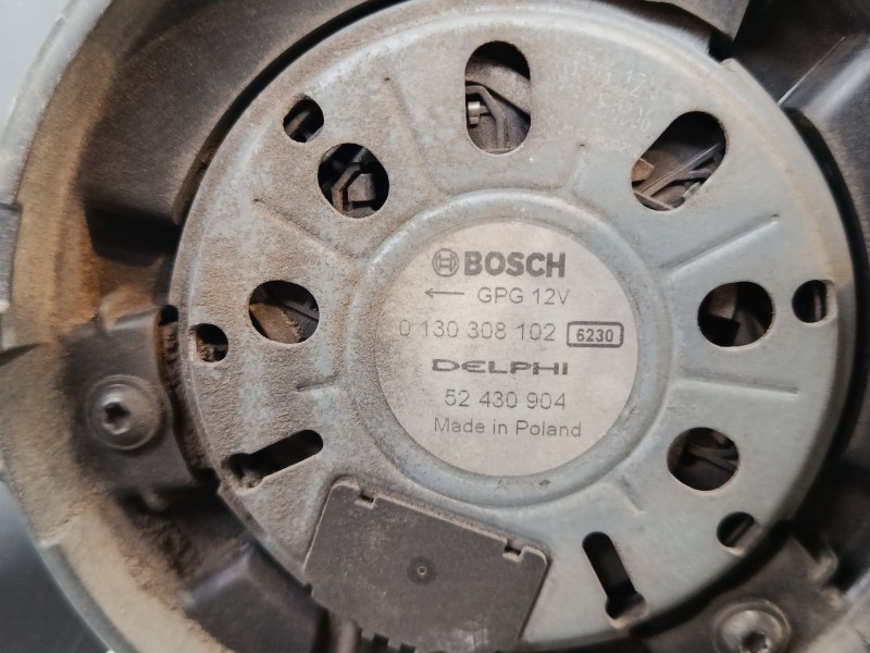 Recambio de electroventilador para opel astra j (p10) 1.4 turbo (68) referencia OEM IAM 0130308404 52430295 