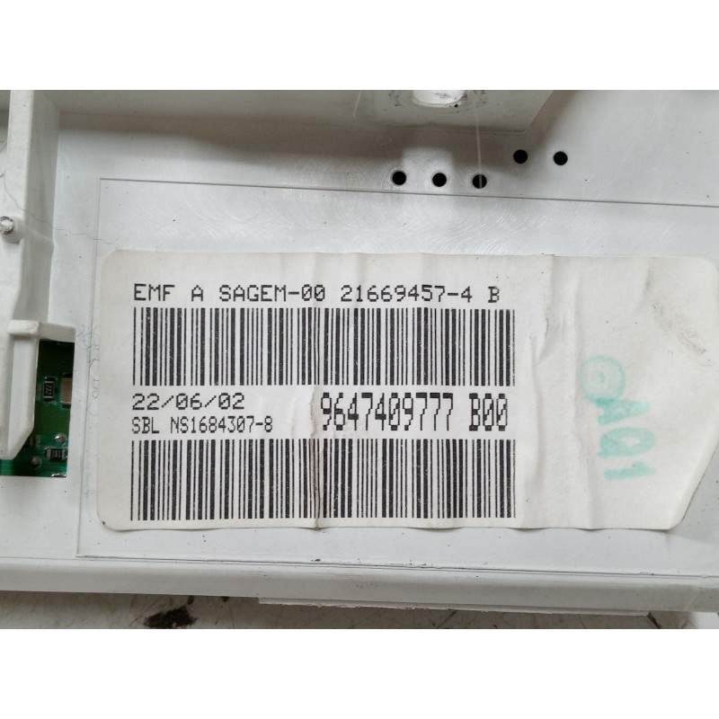 Recambio de pantalla interior reloj para peugeot 206 hatchback (2a/c) 1.4 i referencia OEM IAM 9647409777B00 216694574B 