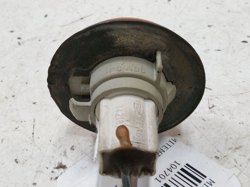 Recambio de intermitente lateral izquierdo para nissan micra ii (k11) 1.0 i 16v referencia OEM IAM   