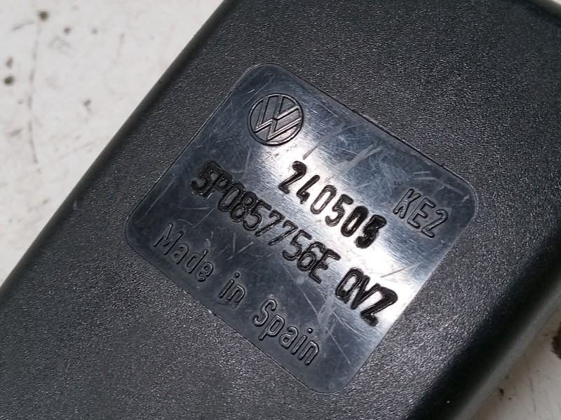 Recambio de anclaje cinturon delantero derecho para seat toledo iii (5p2) 2.0 tdi 16v referencia OEM IAM 5P0857756E  