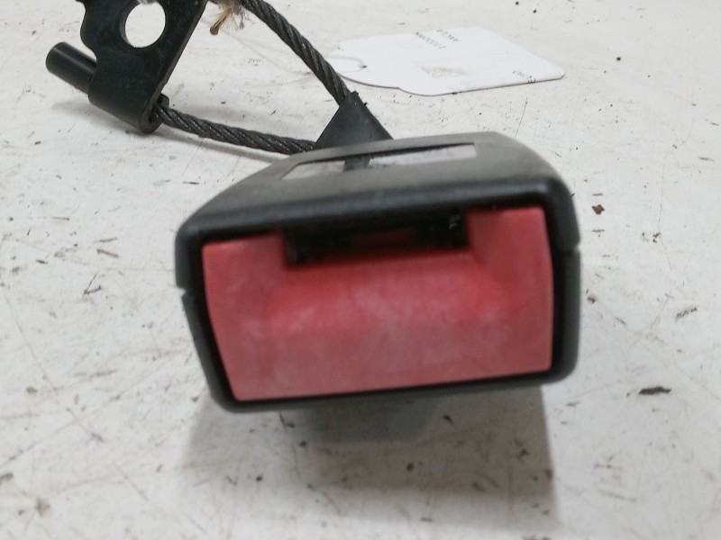 Recambio de anclaje cinturon trasero derecho para seat toledo iii (5p2) 2.0 tdi 16v referencia OEM IAM   