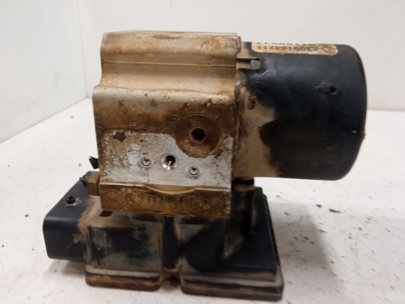 Recambio de abs para renault trafic ii furgoneta (fl) 1.9 dci 100 (fl0c) referencia OEM IAM 8200184211 13664105 54084659B