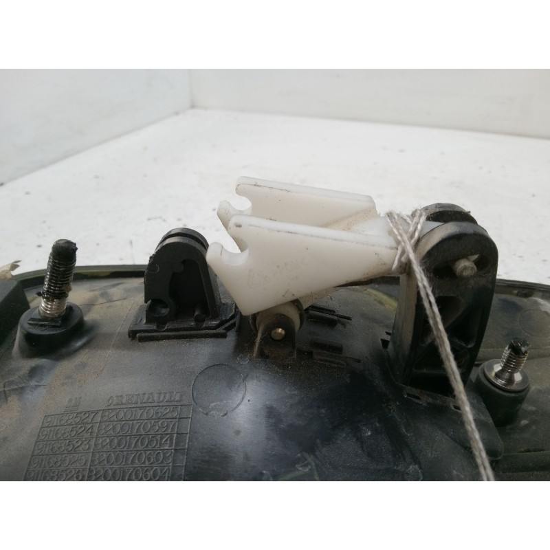 Recambio de maneta exterior puerta corredera derecha para renault trafic ii furgoneta (fl) 1.9 dci 100 (fl0c) referencia OEM IAM
