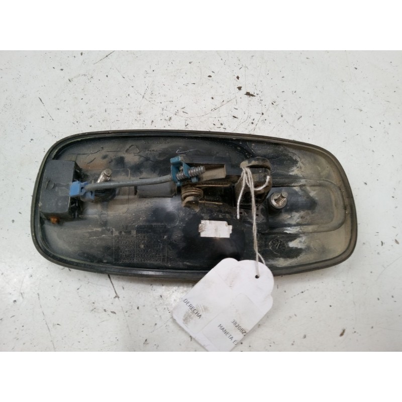 Recambio de maneta exterior puerta delantera derecha para renault trafic ii furgoneta (fl) 1.9 dci 100 (fl0c) referencia OEM IAM
