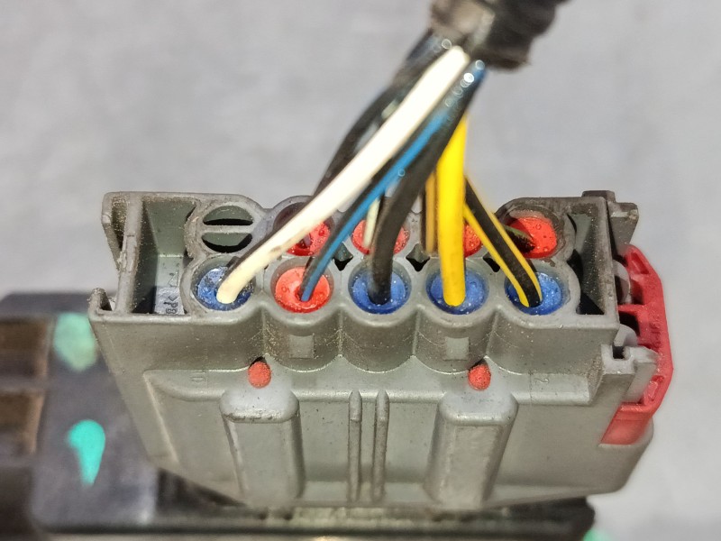 Recambio de cerradura puerta delantera derecha para ford tourneo connect 1.8 tdci referencia OEM IAM   