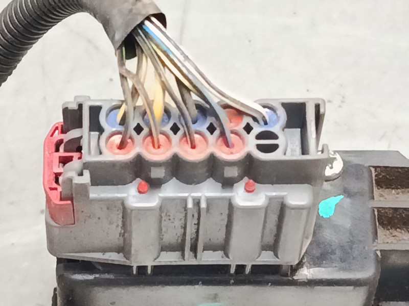 Recambio de cerradura puerta delantera izquierda para ford tourneo connect 1.8 tdci referencia OEM IAM   