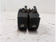 Recambio de mando elevalunas delantero izquierdo para renault trafic ii furgoneta (fl) 1.9 dci 100 (fl0c) referencia OEM IAM   