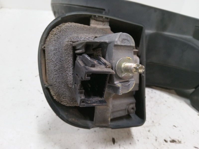 Recambio de retrovisor electrico izquierdo para renault trafic ii furgoneta (fl) 1.9 dci 100 (fl0c) referencia OEM IAM 770147324