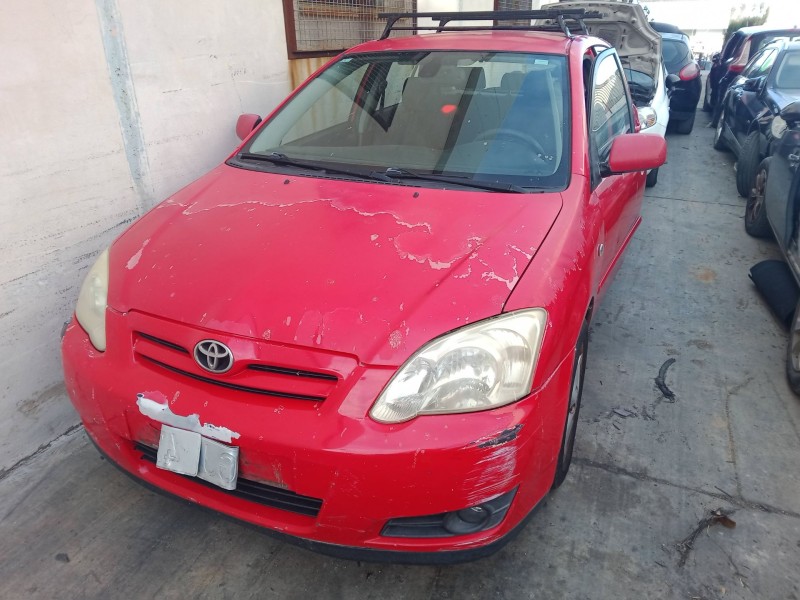 toyota corolla (_e12_) del año 2005