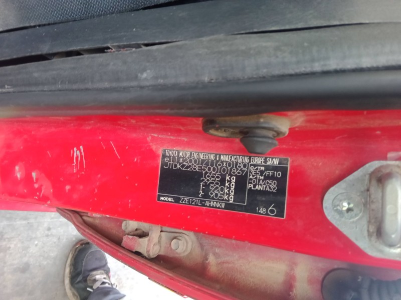 toyota corolla (_e12_) del año 2005