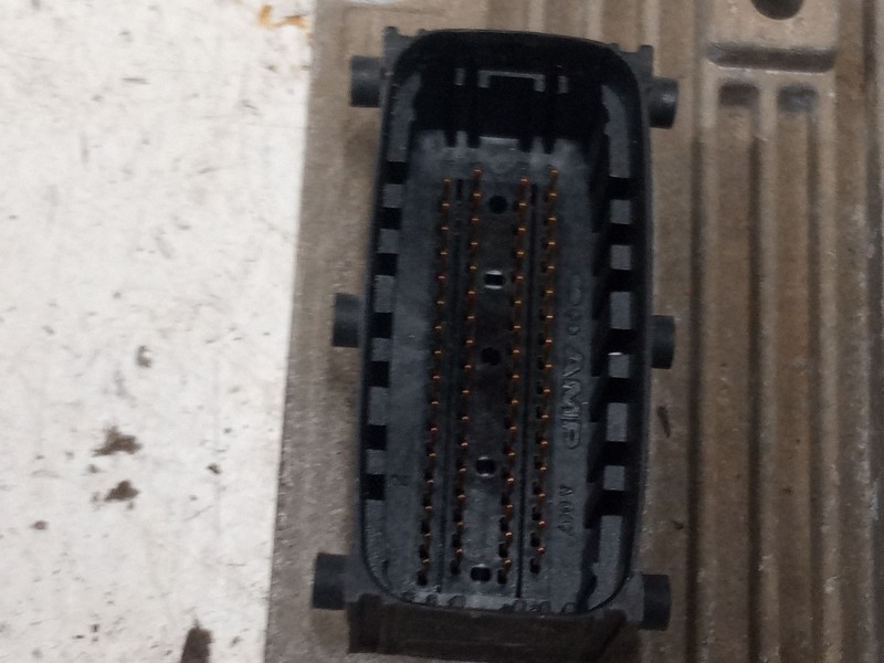 Recambio de centralita motor uce para fiat grande punto (199_) 1.2 referencia OEM IAM 51798649 IAW5SF3.M1 