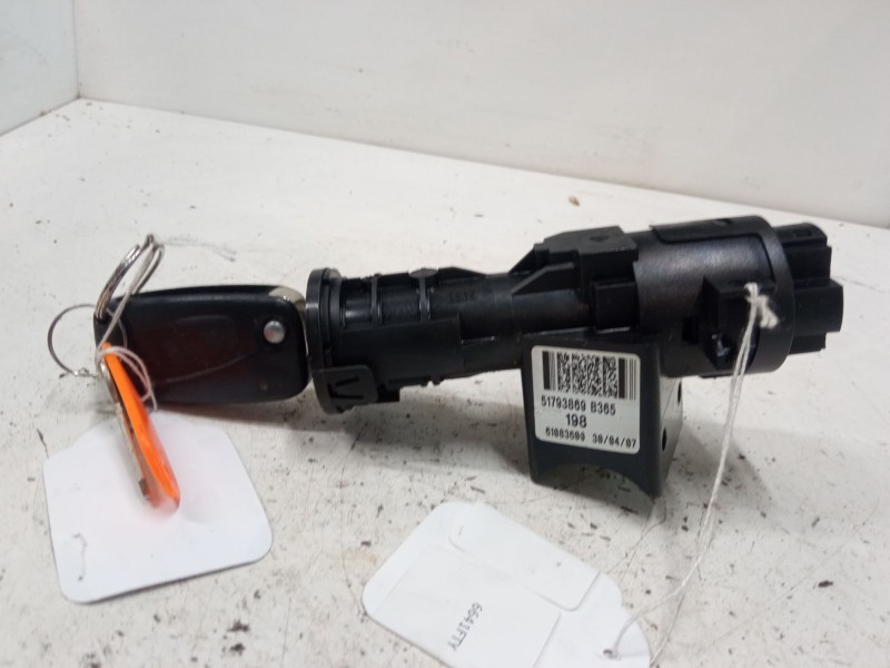 Recambio de clausor para fiat bravo ii (198_) 1.9 d multijet (198axb1a) referencia OEM IAM 51793869B365 61083600 