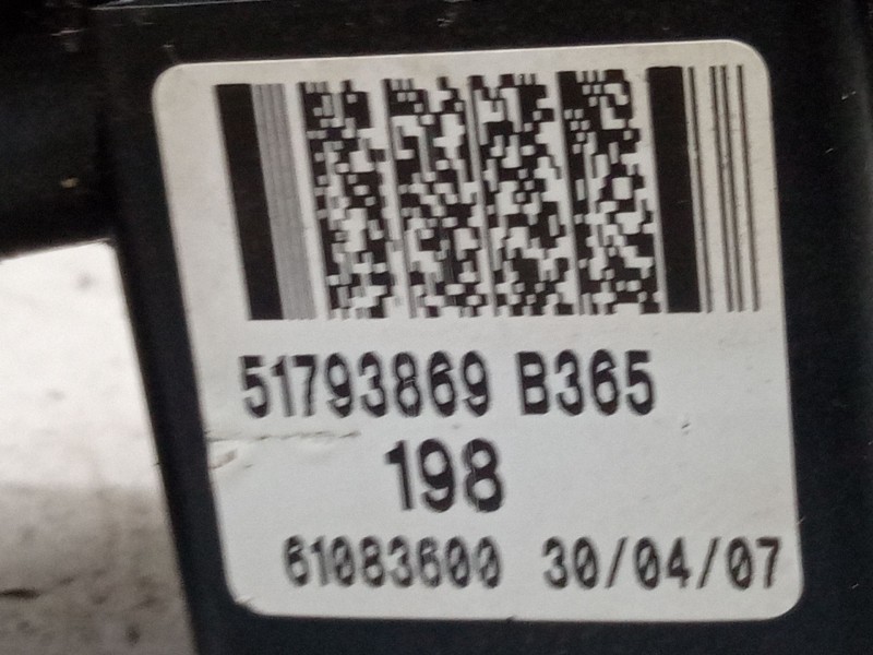 Recambio de clausor para fiat bravo ii (198_) 1.9 d multijet (198axb1a) referencia OEM IAM 51793869B365 61083600 