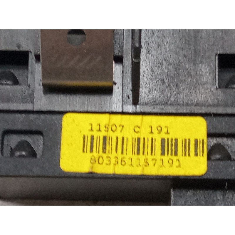 Recambio de mando elevalunas trasero derecho para fiat bravo ii (198_) 1.9 d multijet (198axb1a) referencia OEM IAM   