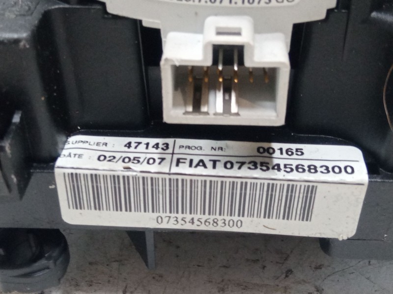 Recambio de mando luces para fiat bravo ii (198_) 1.9 d multijet (198axb1a) referencia OEM IAM 07354568300  