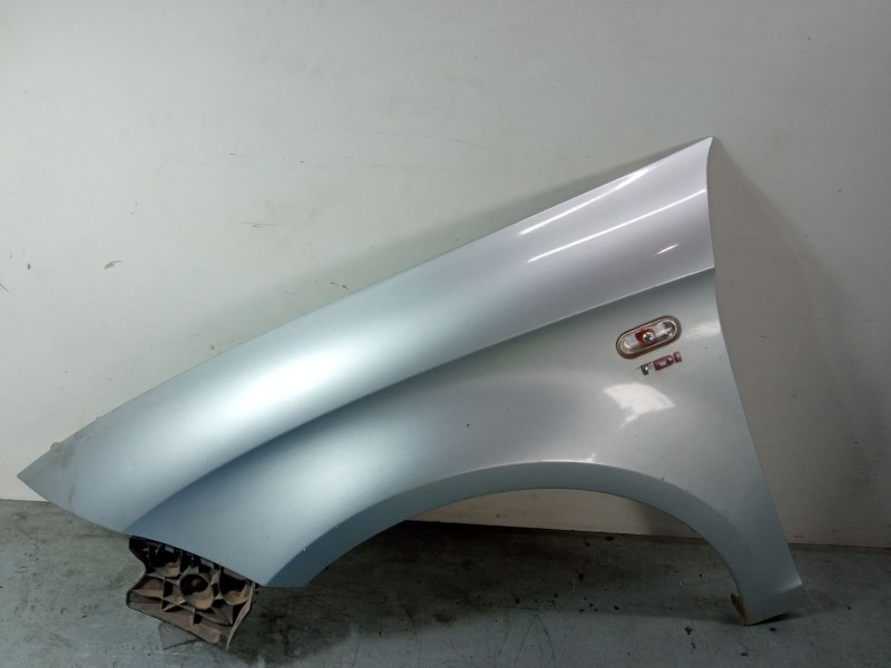 Recambio de aleta delantera izquierda para seat toledo iii (5p2) 2.0 tdi 16v referencia OEM IAM   