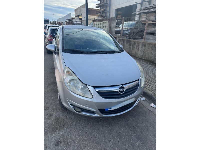opel corsa d (s07) del año 2009