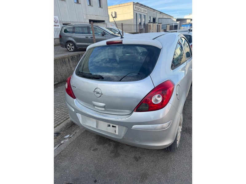 opel corsa d (s07) del año 2009