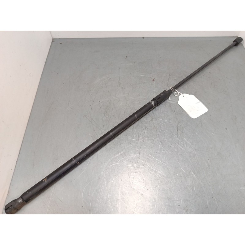 Recambio de amortiguadores capo para opel insignia a sports tourer (g09) 2.0 cdti (35) referencia OEM IAM 13252173  