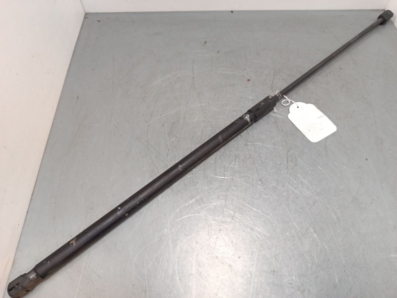 Recambio de amortiguadores capo para opel insignia a sports tourer (g09) 2.0 cdti (35) referencia OEM IAM 13252173  