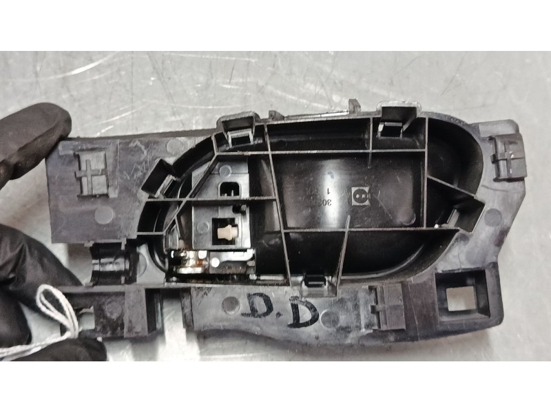 Recambio de maneta interior delantera derecha para peugeot 2008 i (cu_) 1.2 thp 110 / puretech 110 referencia OEM IAM 96555516VV