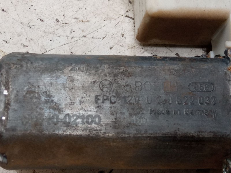 Recambio de elevalunas electrico trasero izquierdo para toyota corolla (_e12_) 1.6 vvt-i (zze121_) referencia OEM IAM 130822032 