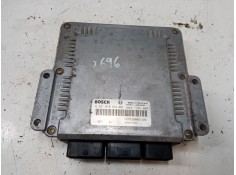 Recambio de centralita motor uce para renault trafic ii furgoneta (fl) 1.9 dci 100 (fl0c) referencia OEM IAM 0281010632 82000516 2
